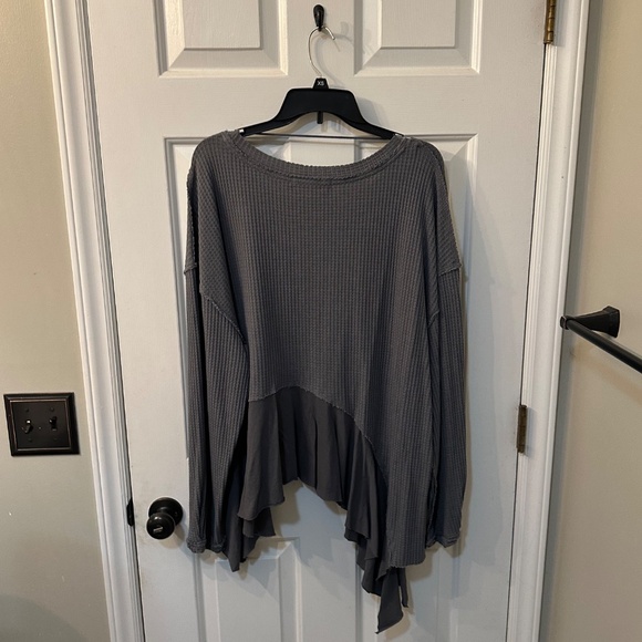 NWT Free People Women's Blouse: Size XL - Picture 2 of 3